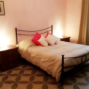 Affittacamere Royal, Genova